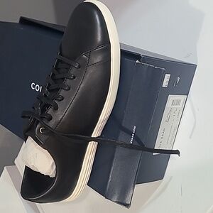 Brand New Never Worn Cole Haan Crosscourt sneakers size 11.5